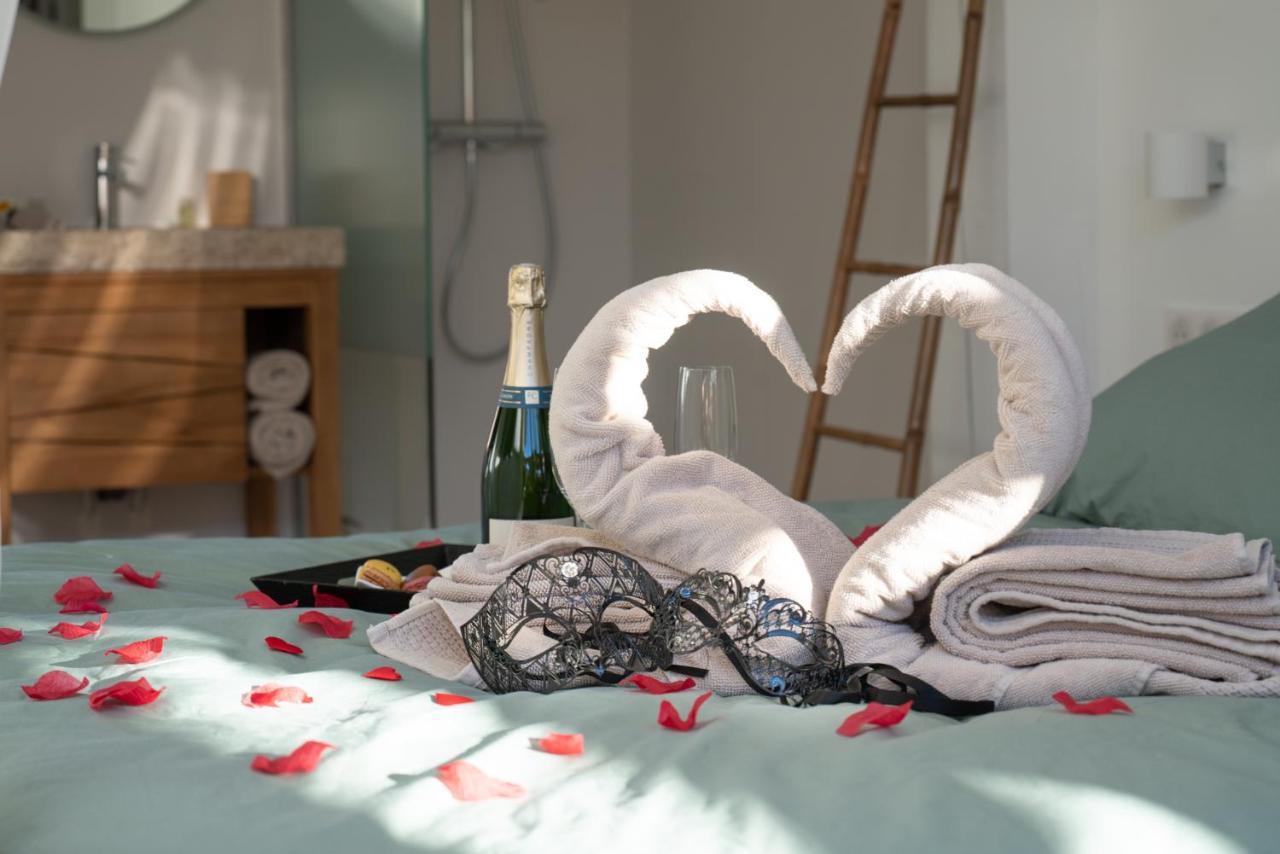 Lovina Chambre De Charme Avec Jaccuzi Velaux المظهر الخارجي الصورة